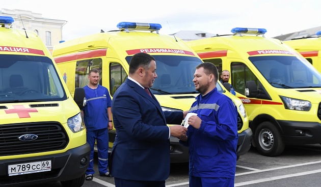 Игорь Руденя поздравил с Днем работника скорой медицинской помощи специалистов и ветеранов службы
